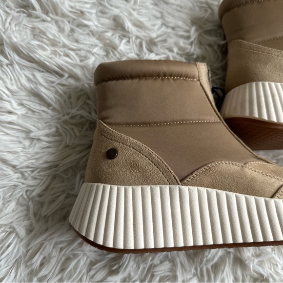 White Mountain Downtown High Top Boots Sand Size 7 New In Box - Picture 7 of 11